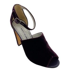 Manolo Blahnik | Shoes | Manolo Blahnik Chivela 90 Sandals
